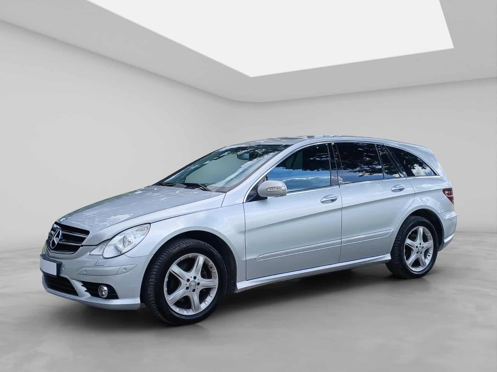 Mercedes-Benz R320